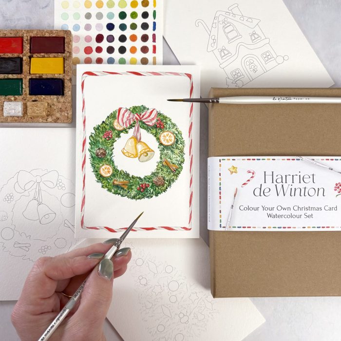 Colour Your Own Christmas Cards Watercolour Kit – 9 Cards, Viviva Christmas Paints & Brushes